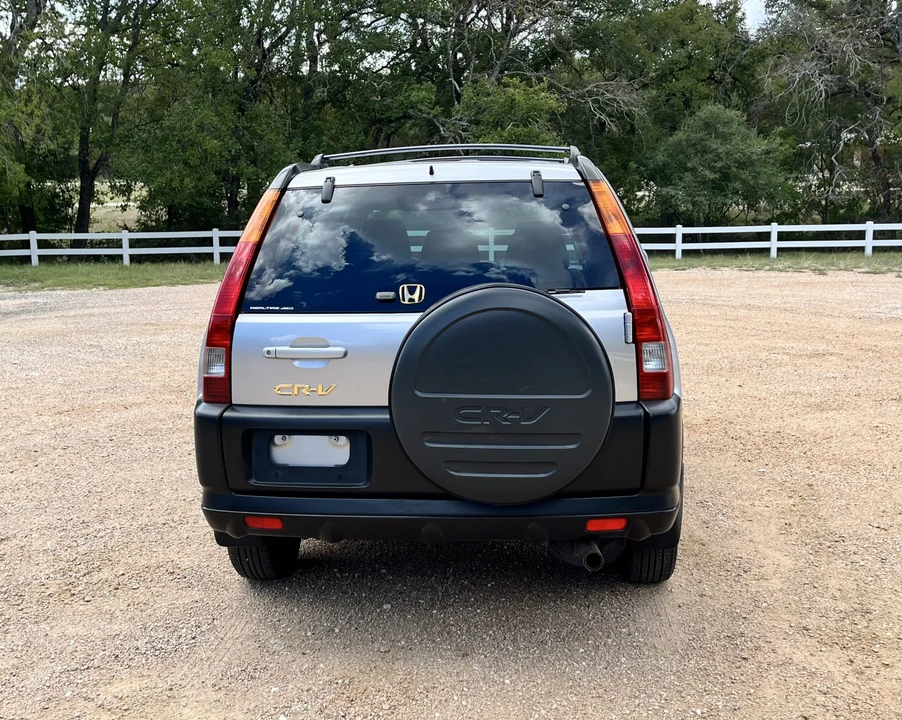 2004 Honda CR-V 2nd Gen - Image 15 of 31
