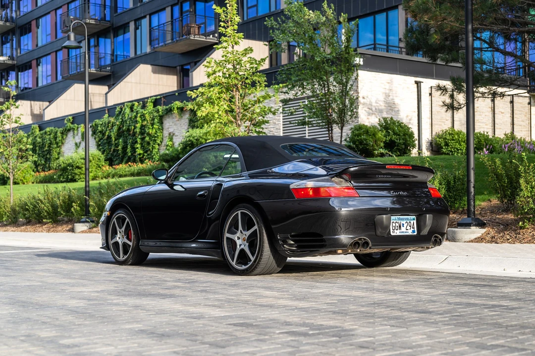 2004 Porsche 996 Turbo - Image 8 of 31