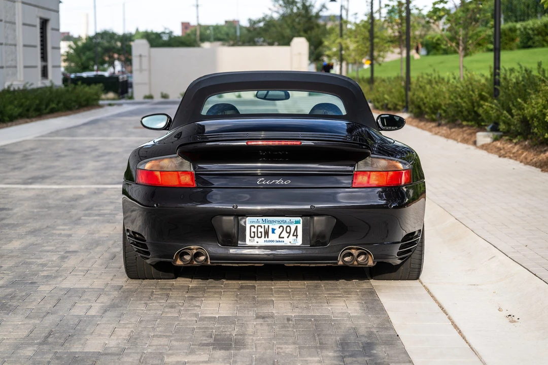 2004 Porsche 996 Turbo - Image 11 of 31