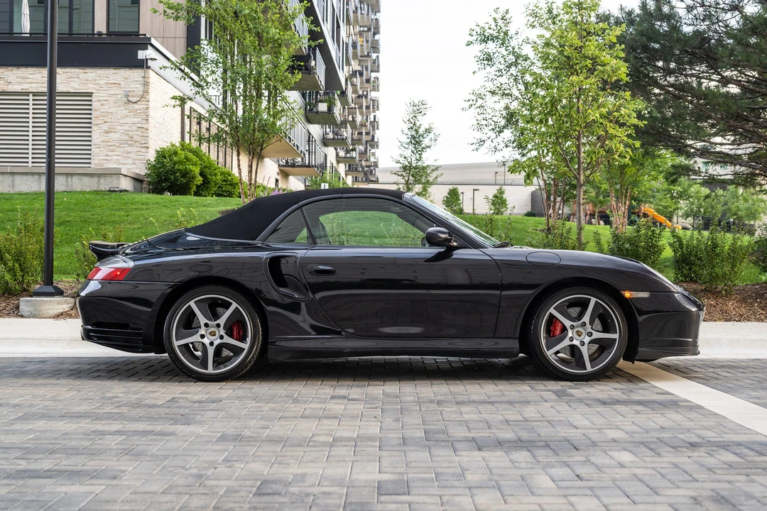 2004 Porsche 996 Turbo - Image 13 of 31