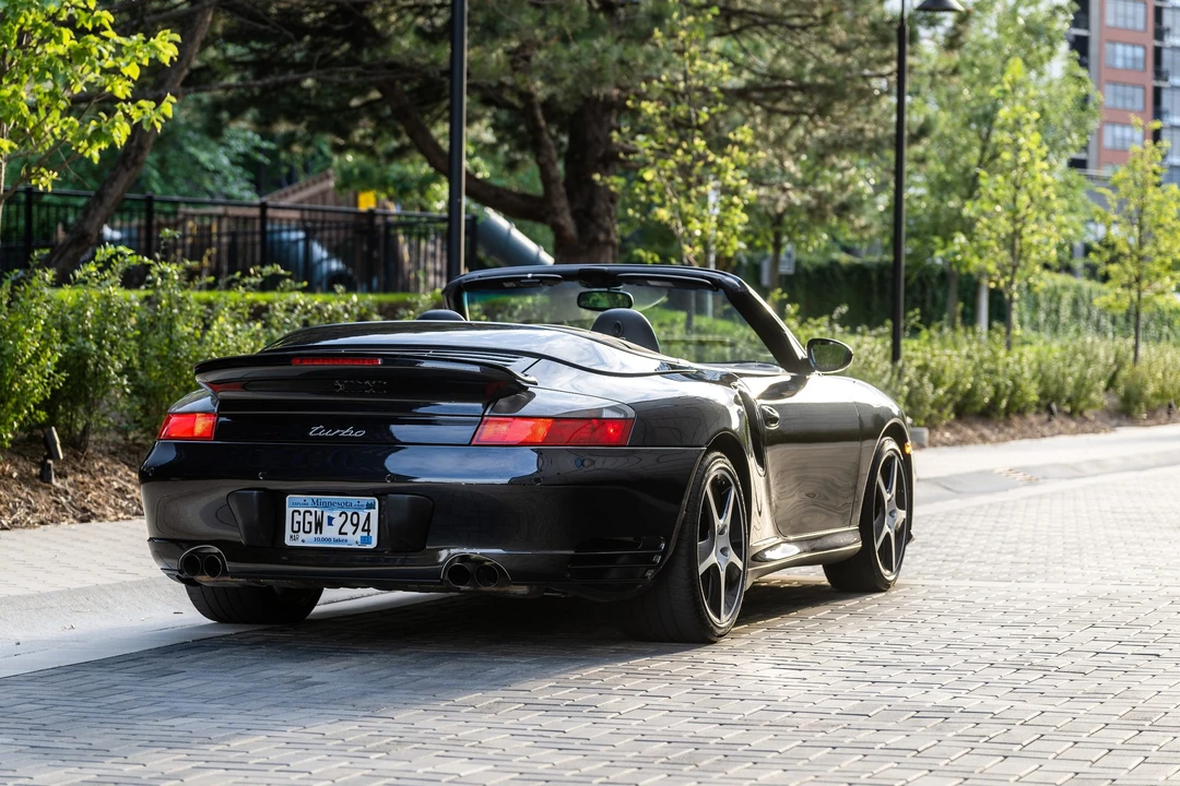 2004 Porsche 996 Turbo - Image 15 of 31