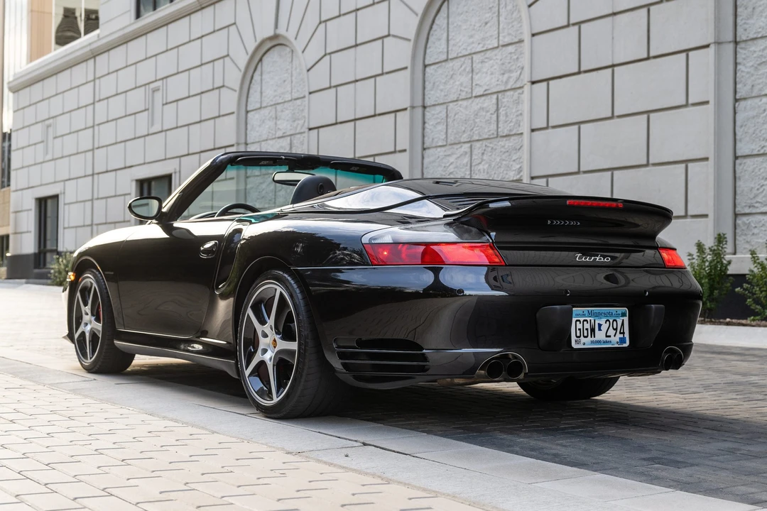 2004 Porsche 996 Turbo - Image 19 of 31
