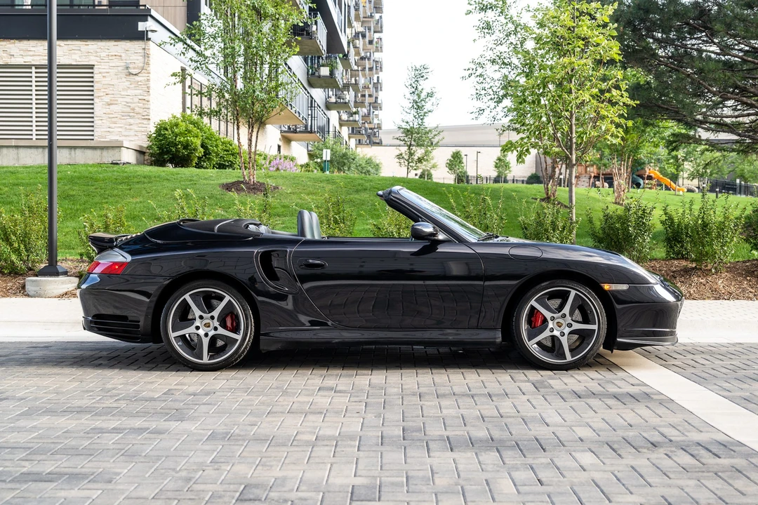 2004 Porsche 996 Turbo - Image 28 of 31