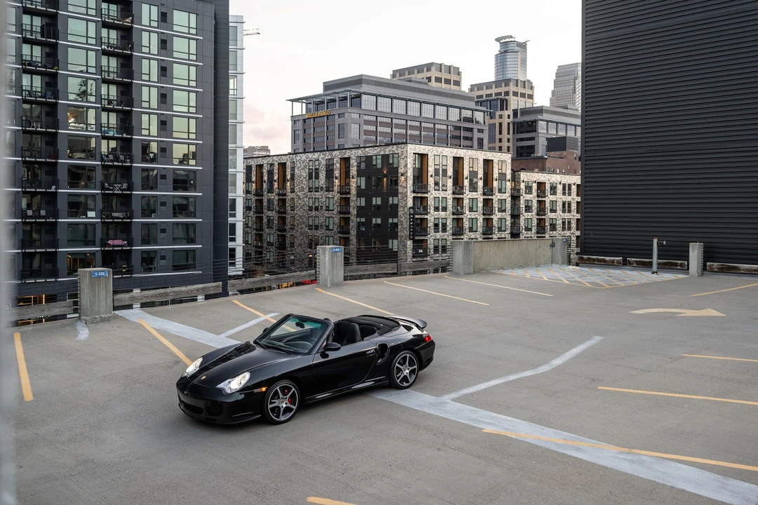 2004 Porsche 996 Turbo - Image 30 of 31