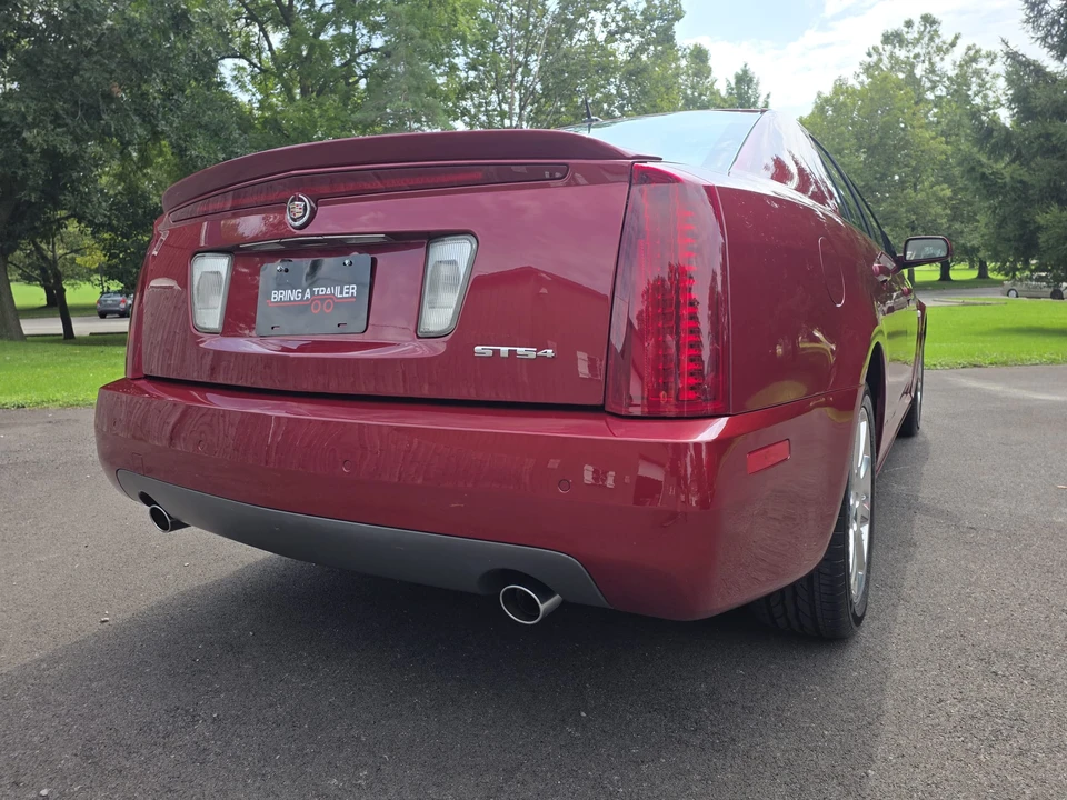 2005 Cadillac STS - Image 26 of 31