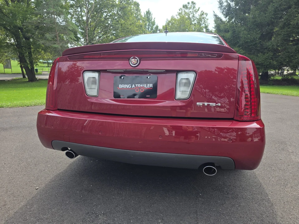 2005 Cadillac STS - Image 25 of 31