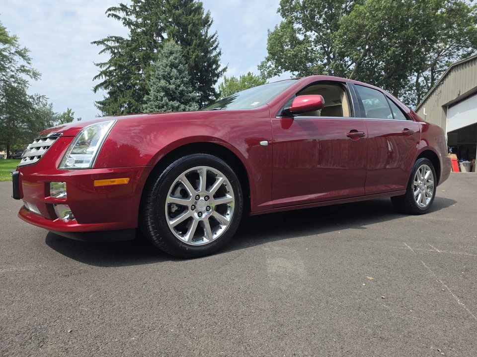 2005 Cadillac STS - Image 7 of 31