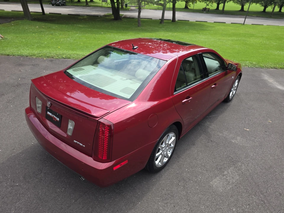 2005 Cadillac STS - Image 28 of 31
