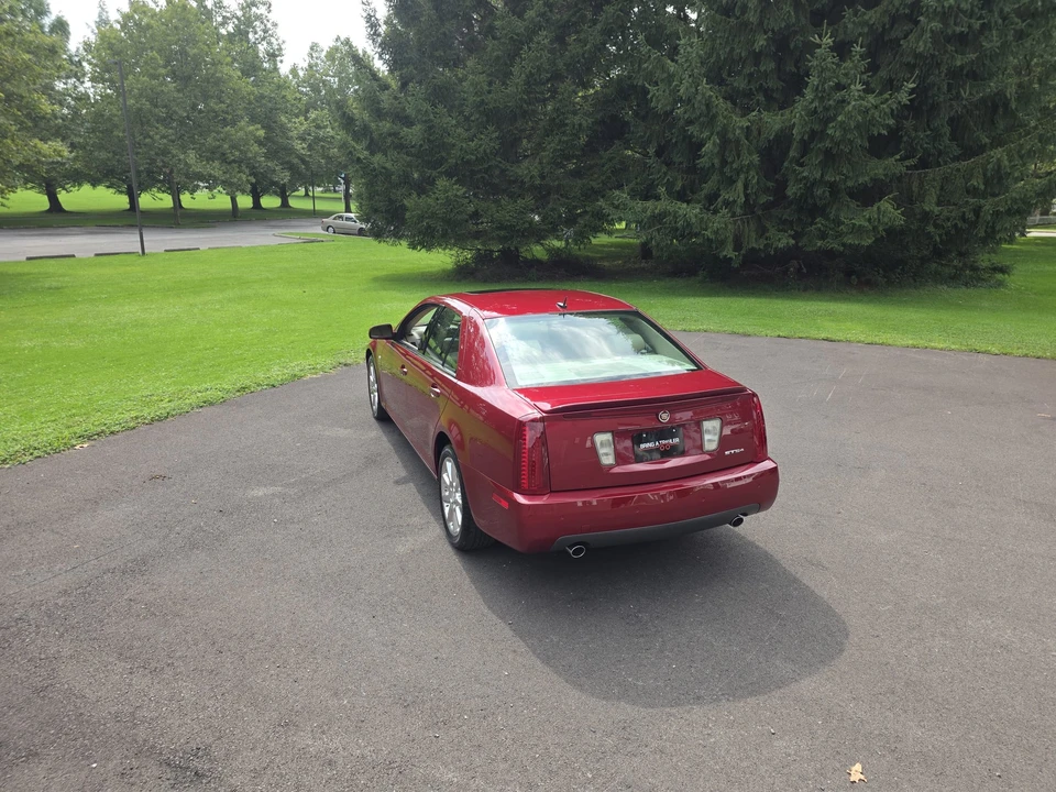 2005 Cadillac STS - Image 20 of 31