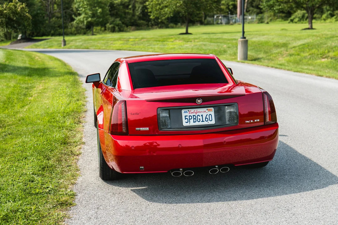 2005 Cadillac XLR - Image 22 of 31