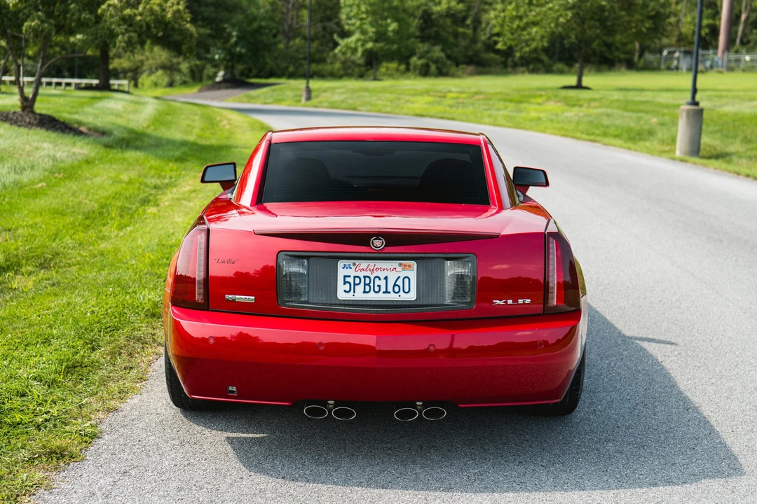 2005 Cadillac XLR - Image 24 of 31