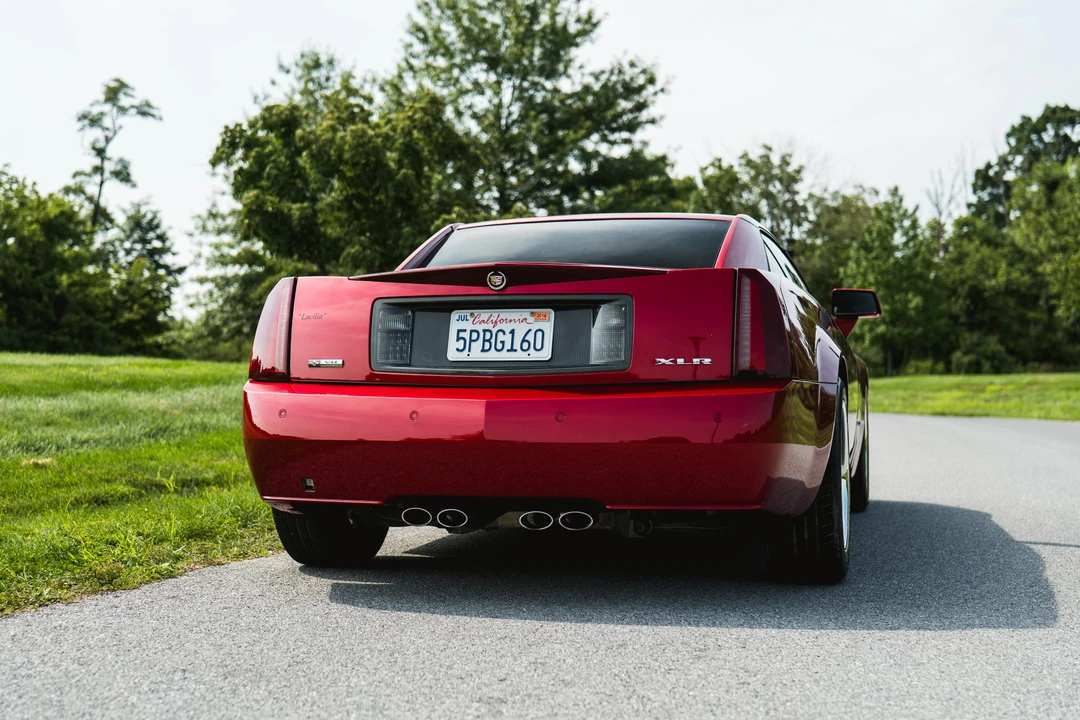 2005 Cadillac XLR - Image 27 of 31
