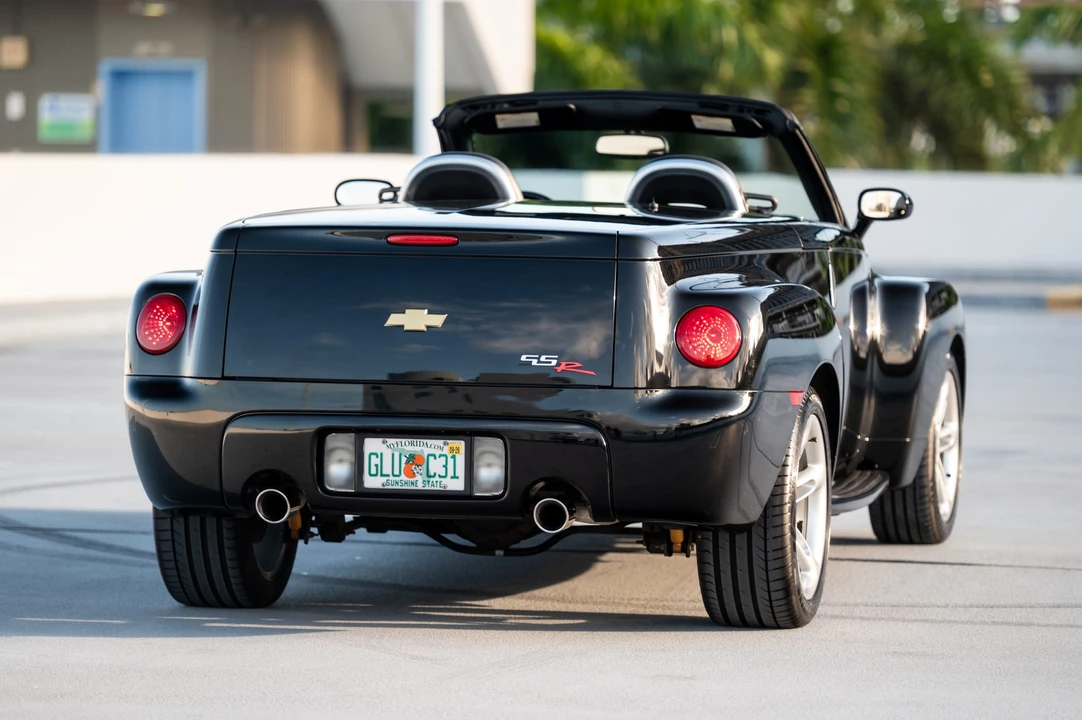 2005 Chevrolet SSR - Image 19 of 31