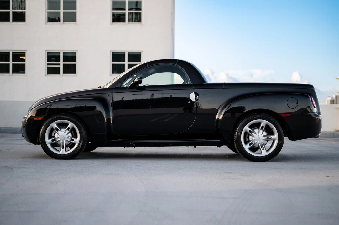 2005 Chevrolet SSR - Image 31 of 31