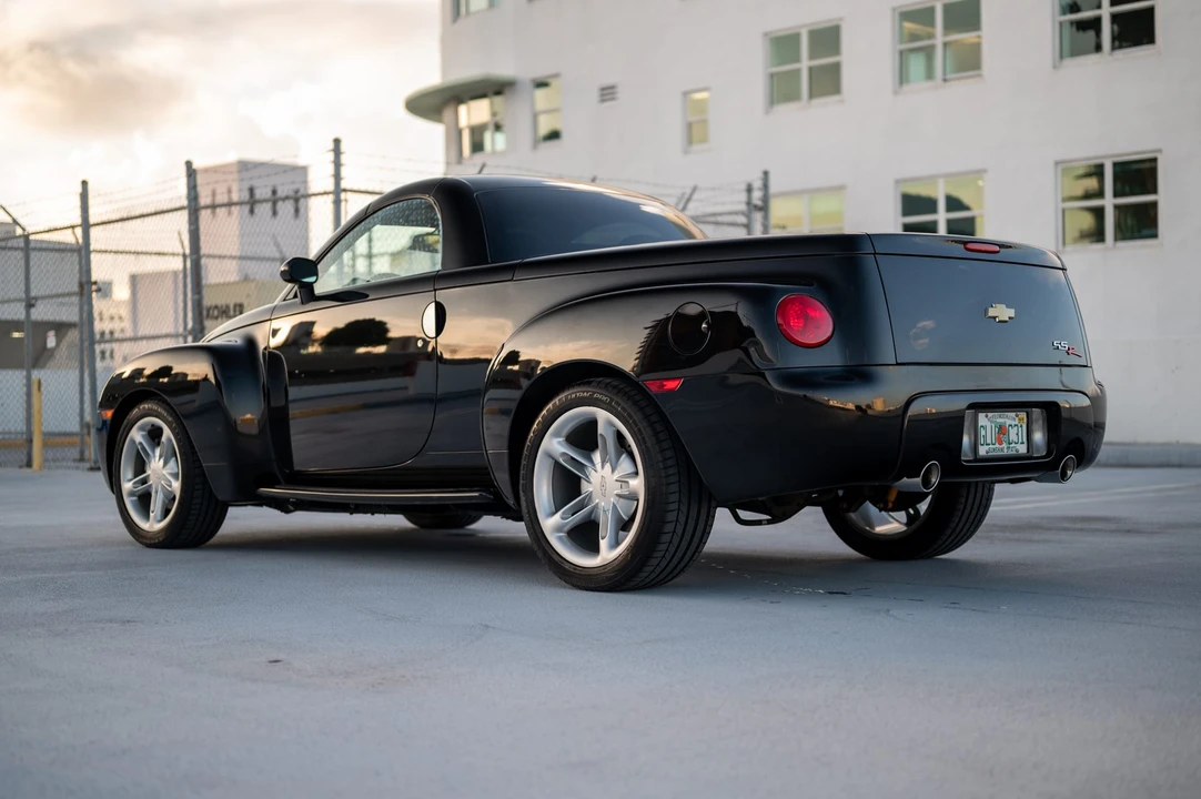 2005 Chevrolet SSR - Image 31 of 31