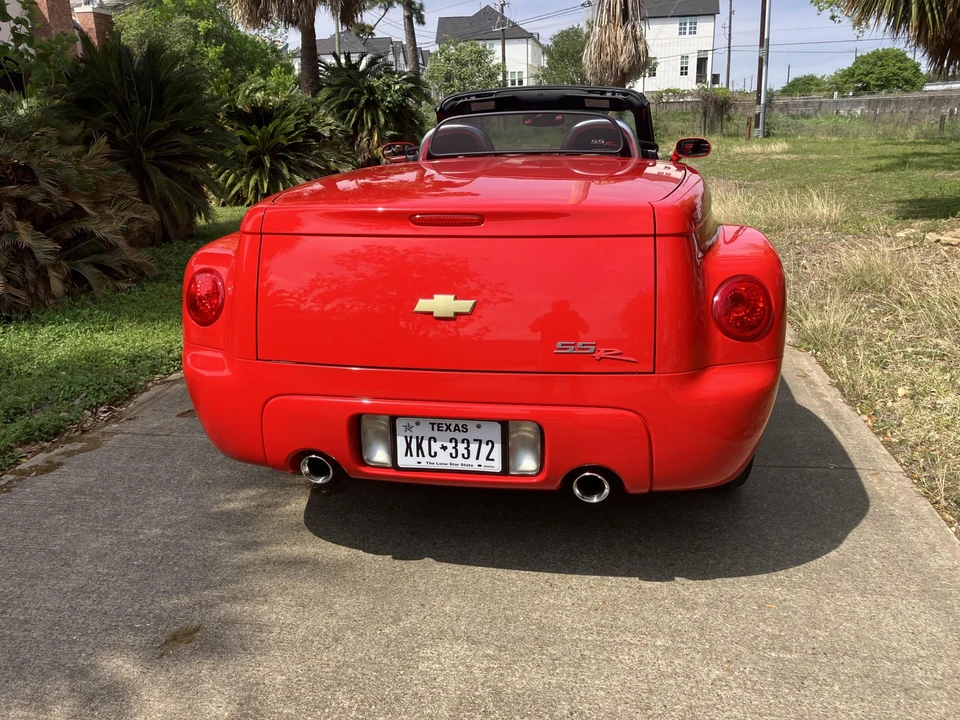 2005 Chevrolet SSR - Image 6 of 31