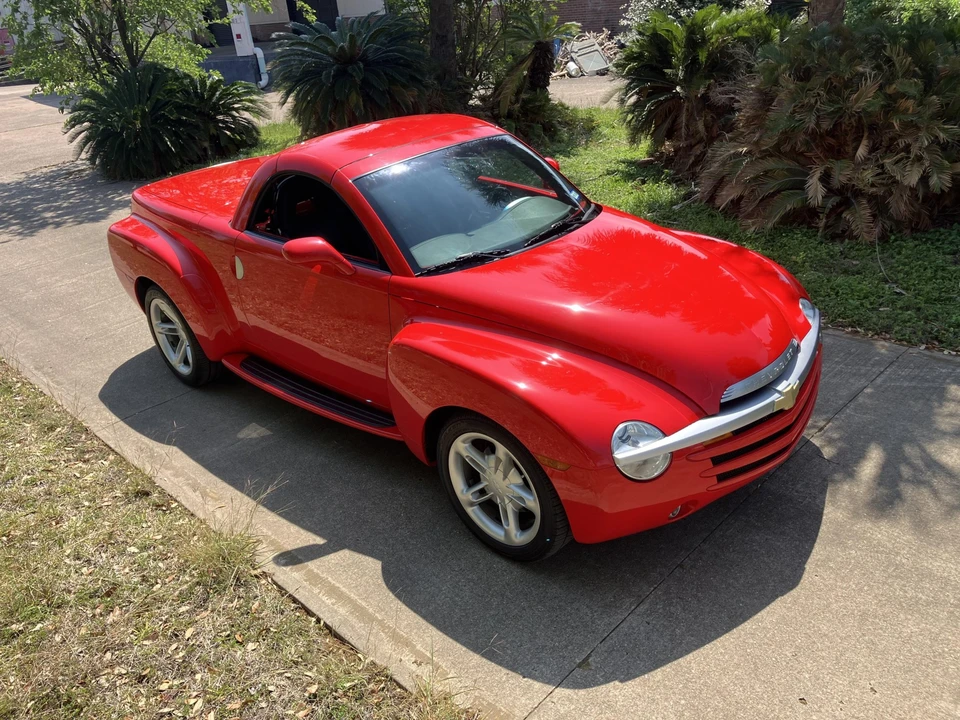 2005 Chevrolet SSR - Image 19 of 31