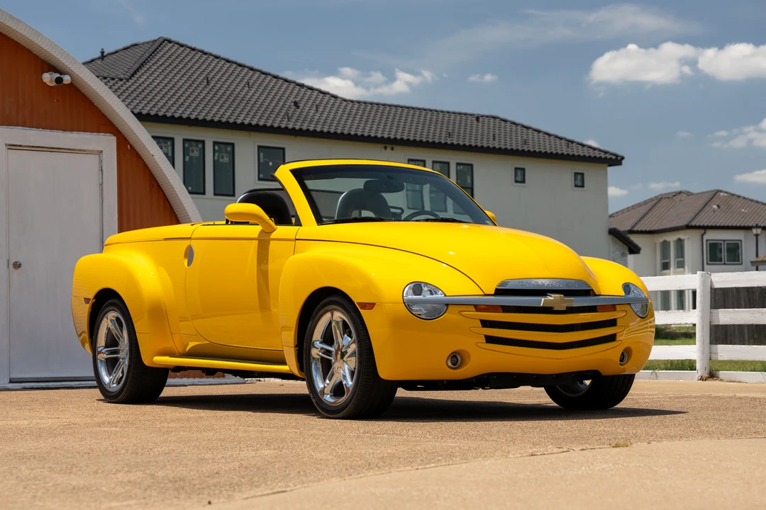 2005 Chevrolet SSR - Image 14 of 31