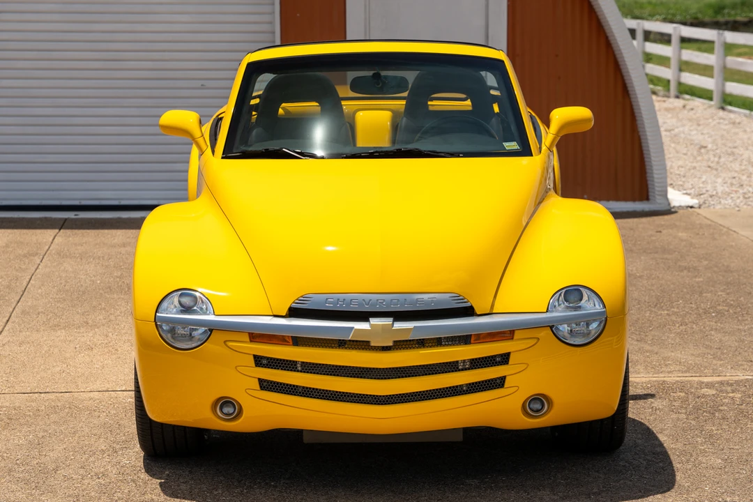 2005 Chevrolet SSR - Image 15 of 31