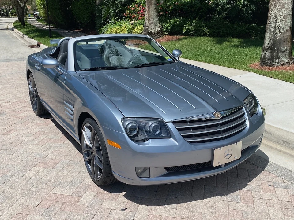 2005 Chrysler Crossfire - Image 12 of 31