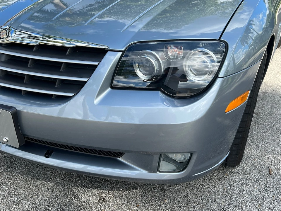 2005 Chrysler Crossfire - Image 17 of 31