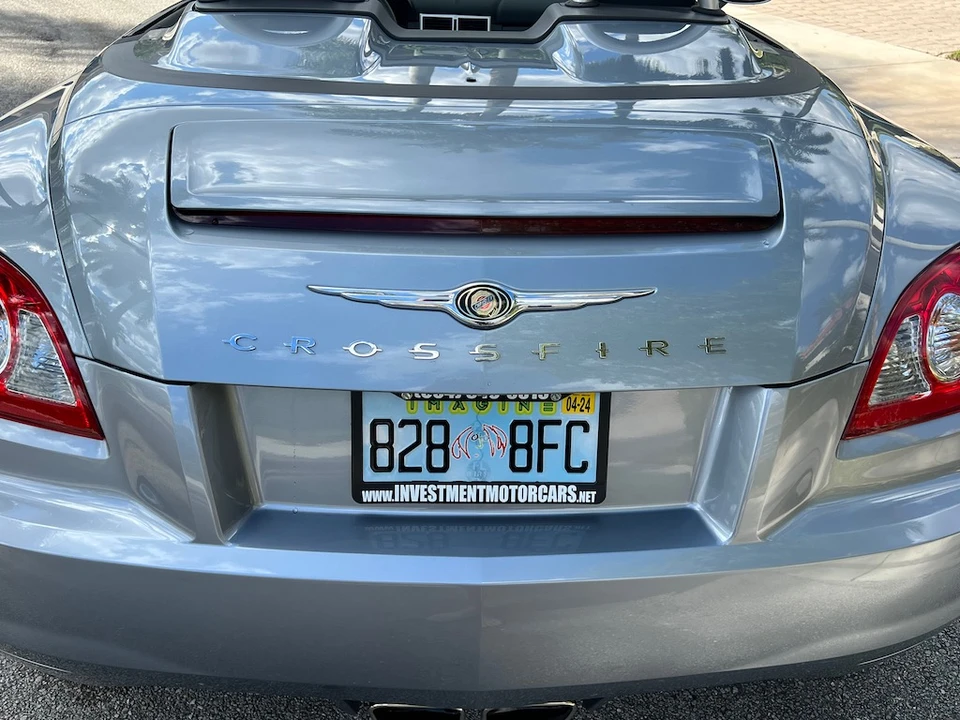 2005 Chrysler Crossfire - Image 22 of 31