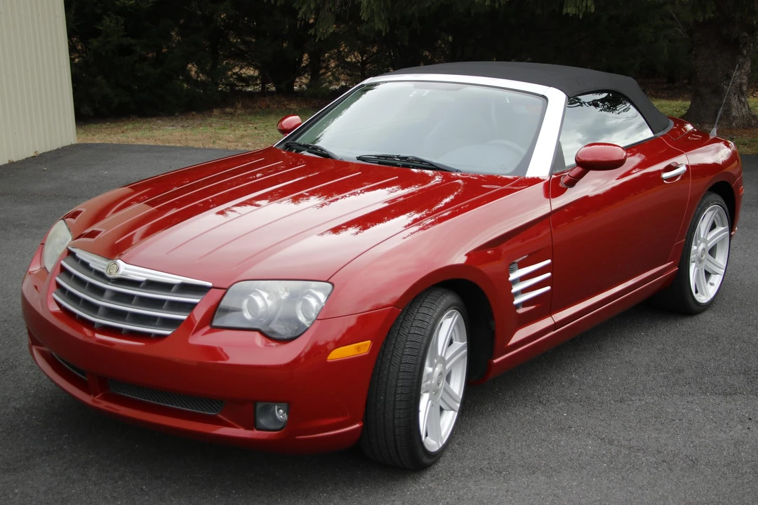 2005 Chrysler Crossfire - Image 12 of 31