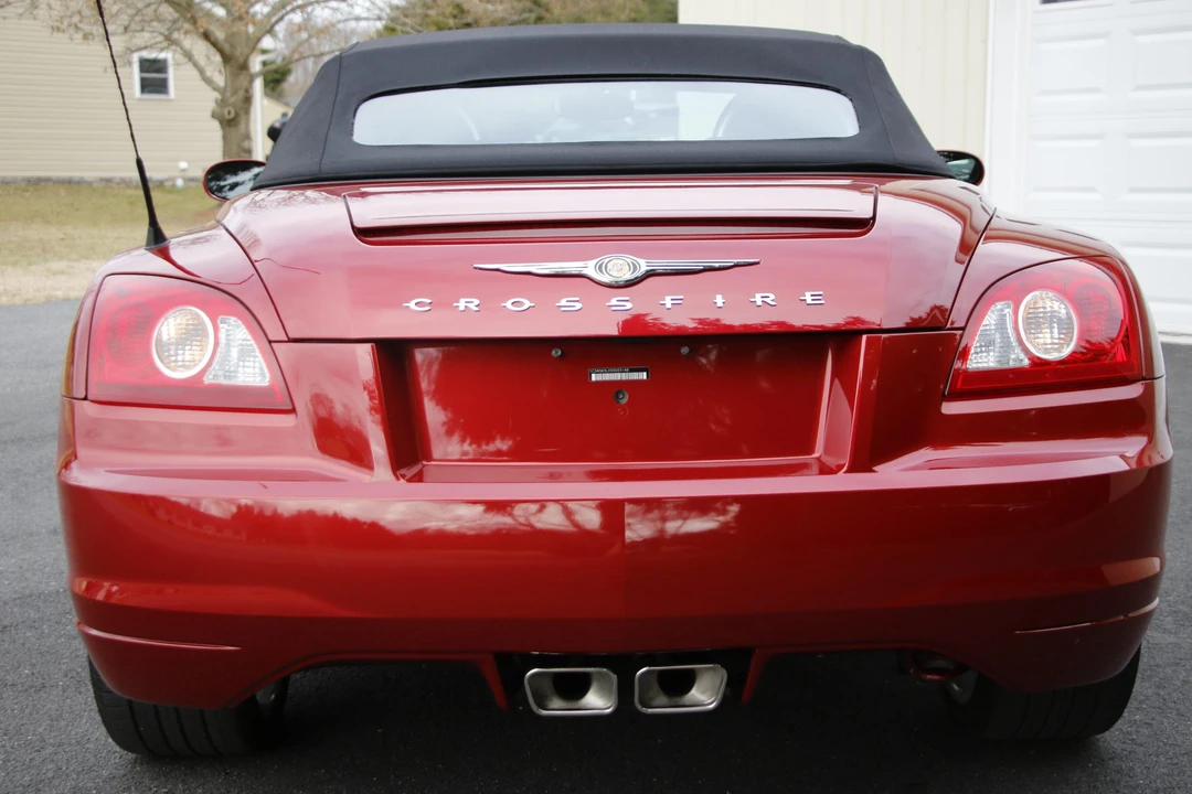 2005 Chrysler Crossfire - Image 22 of 31
