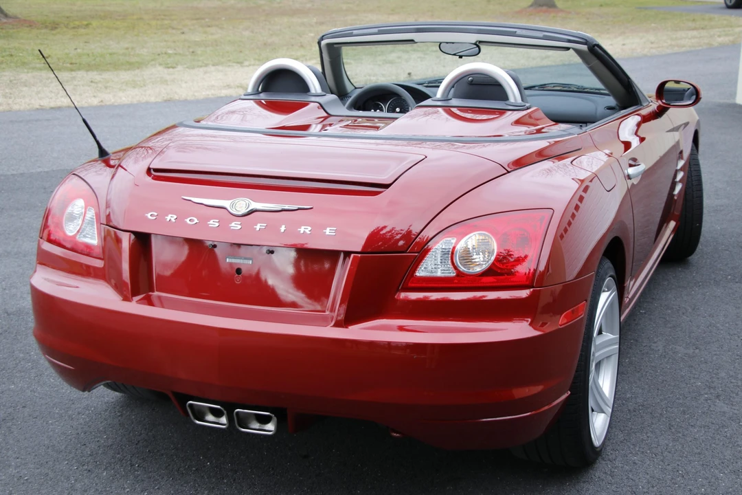 2005 Chrysler Crossfire - Image 7 of 31