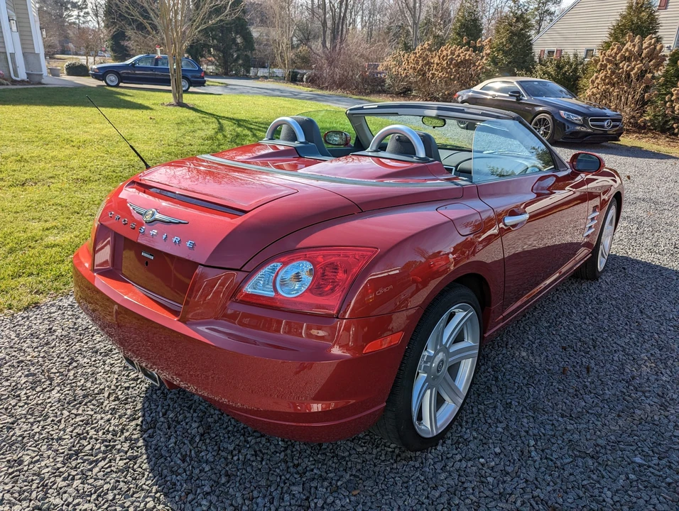 2005 Chrysler Crossfire - Image 6 of 31