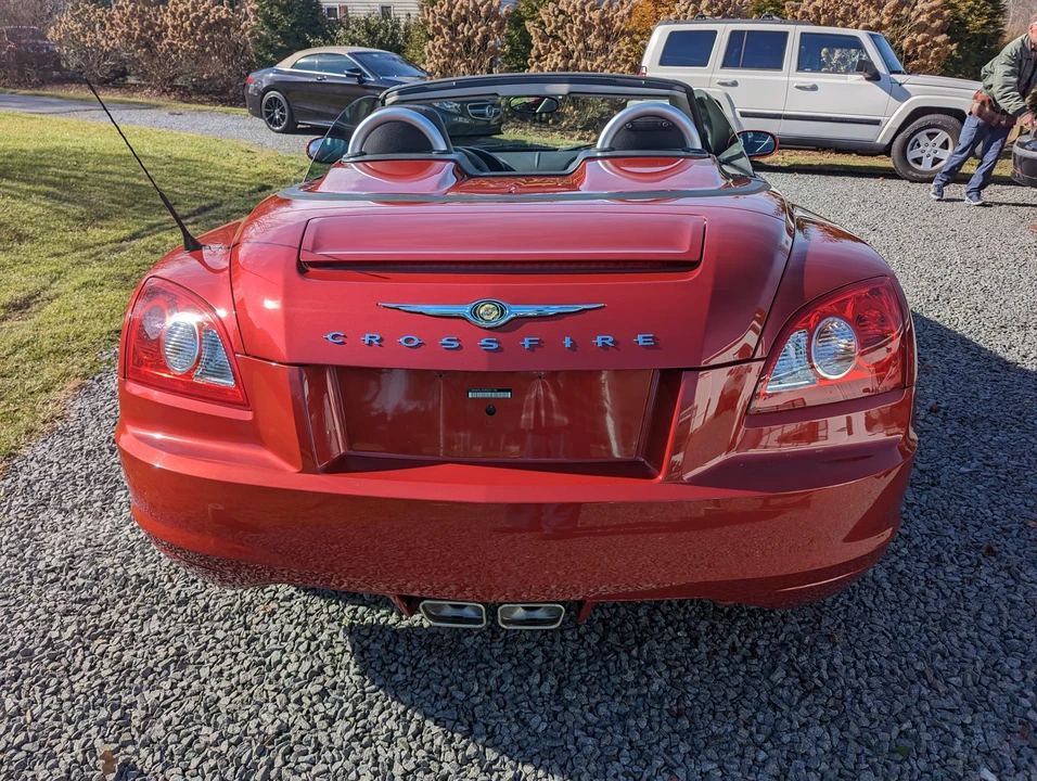 2005 Chrysler Crossfire - Image 8 of 31