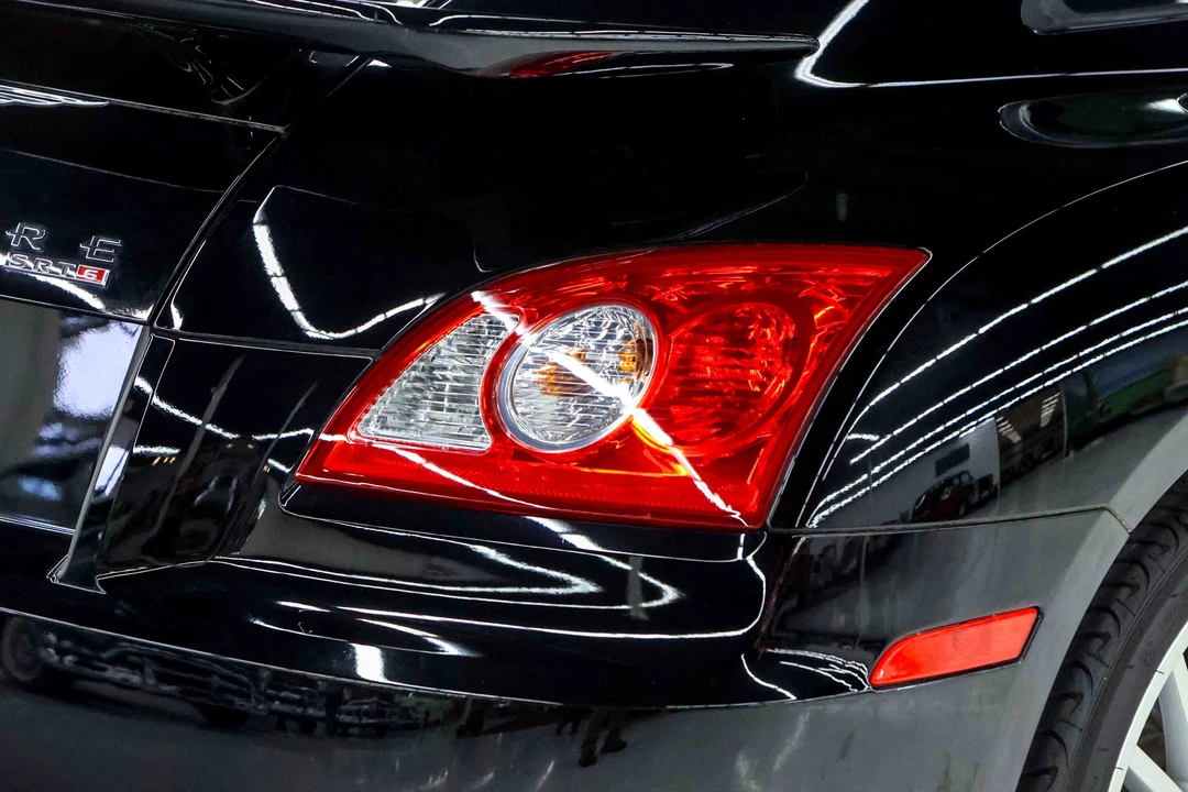 2005 Chrysler Crossfire - Image 10 of 31