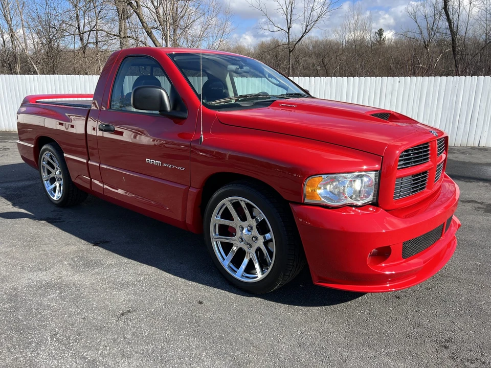 2005 Dodge Ram SRT-10 3rd Gen - Image 21 of 31