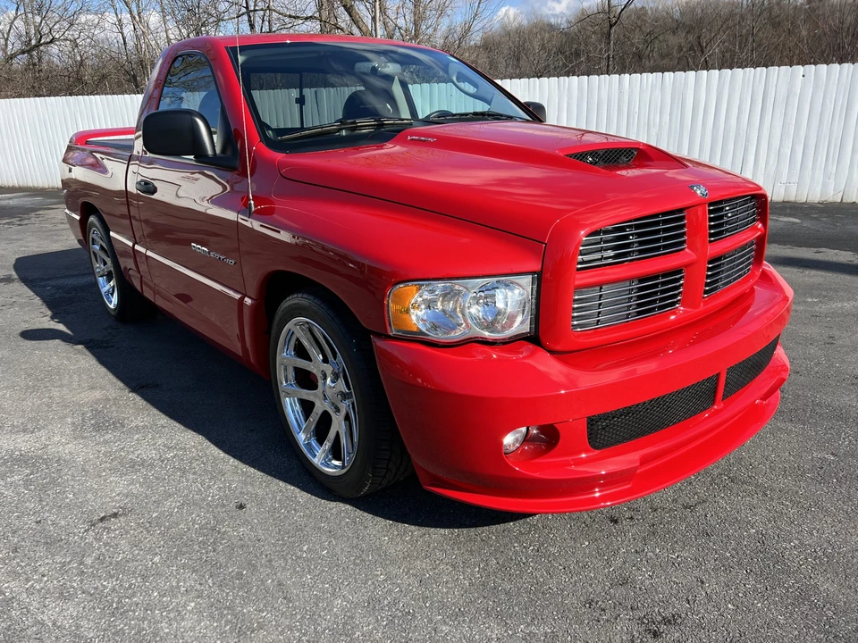 2005 Dodge Ram SRT-10 3rd Gen - Image 24 of 31