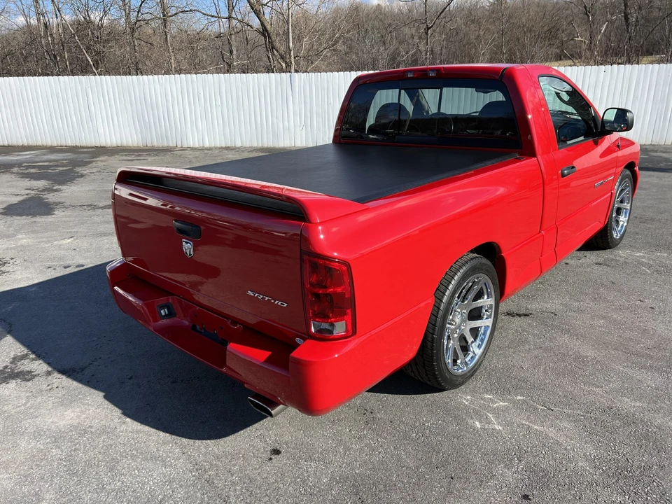 2005 Dodge Ram SRT-10 3rd Gen - Image 16 of 31
