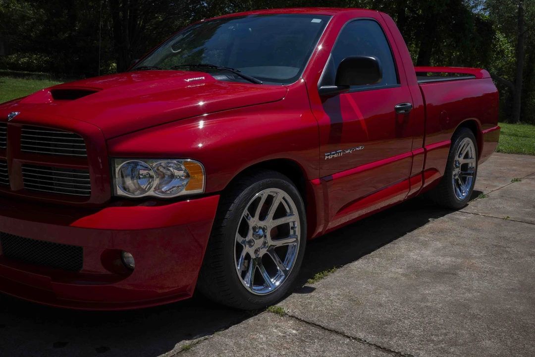 2005 Dodge Ram SRT-10 3rd Gen - Image 16 of 31