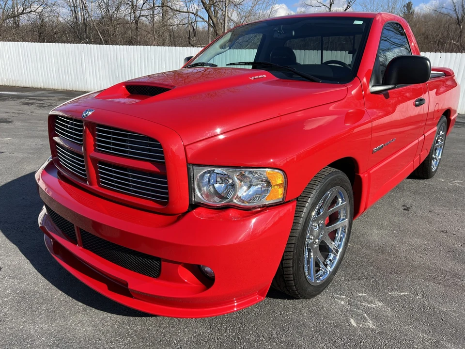 2005 Dodge Ram SRT-10 3rd Gen - Image 2 of 31