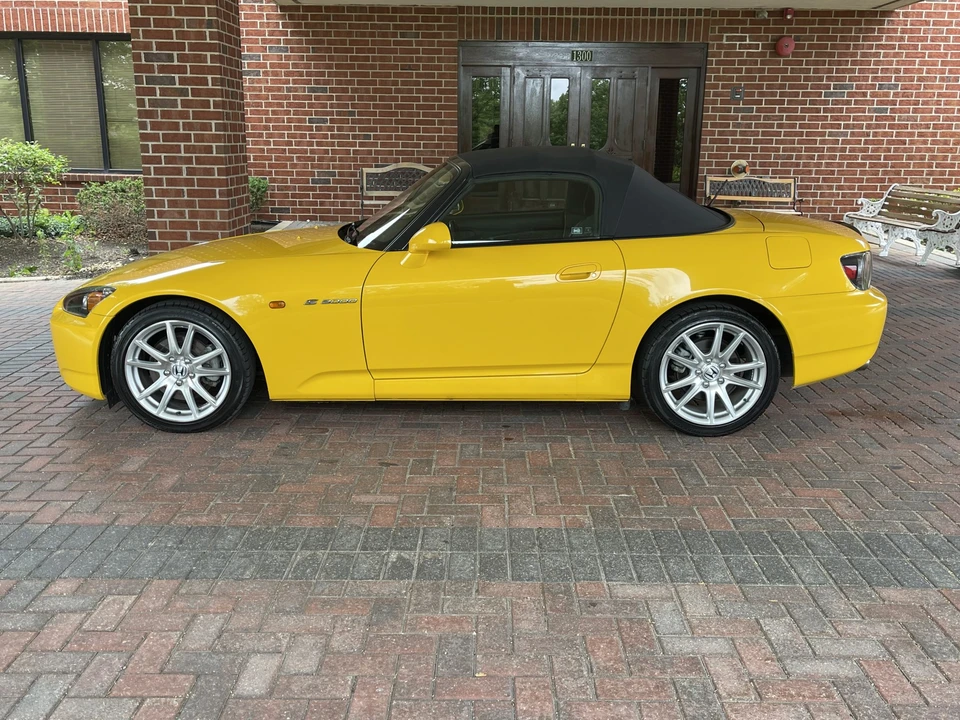 2005 Honda AP2 S2000 - Image 8 of 31