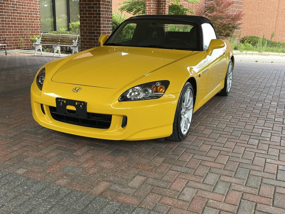 2005 Honda AP2 S2000 - Image 2 of 31