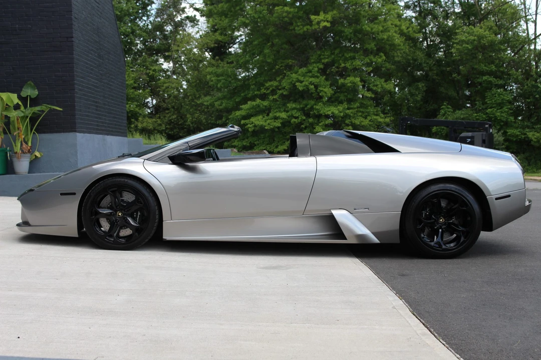 2005 Lamborghini Murcielago - Image 12 of 31