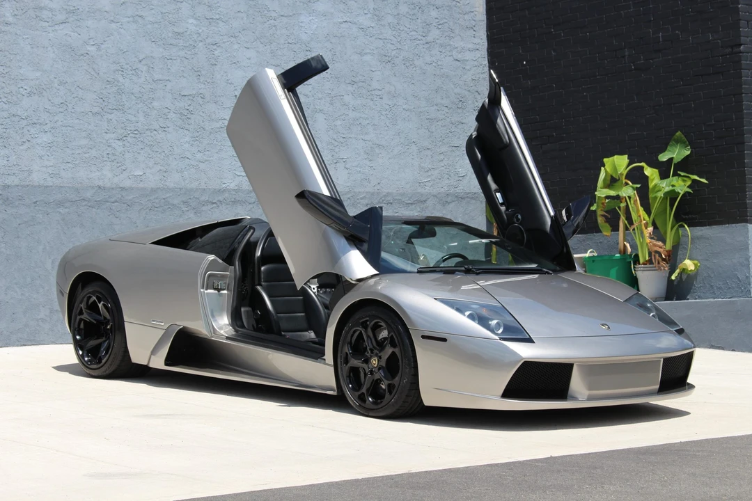 2005 Lamborghini Murcielago - Image 17 of 31