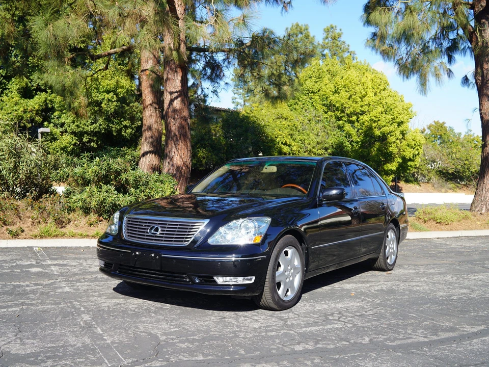2005 Lexus LS 3rd Gen - Image 2 of 31