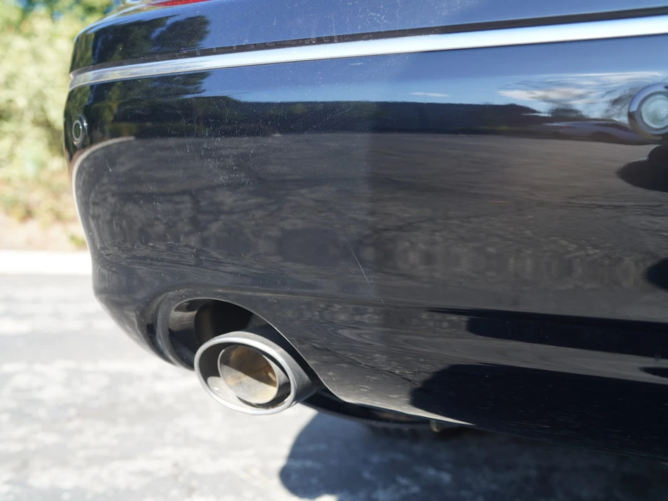 2005 Lexus LS 3rd Gen - Image 16 of 31