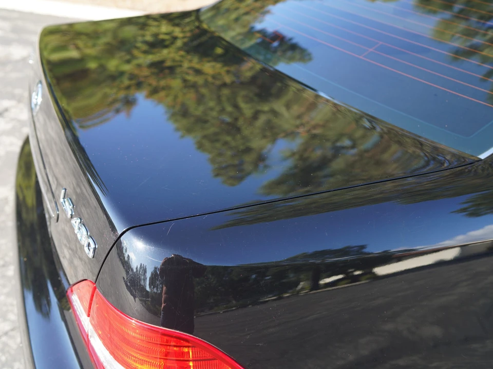 2005 Lexus LS 3rd Gen - Image 20 of 31