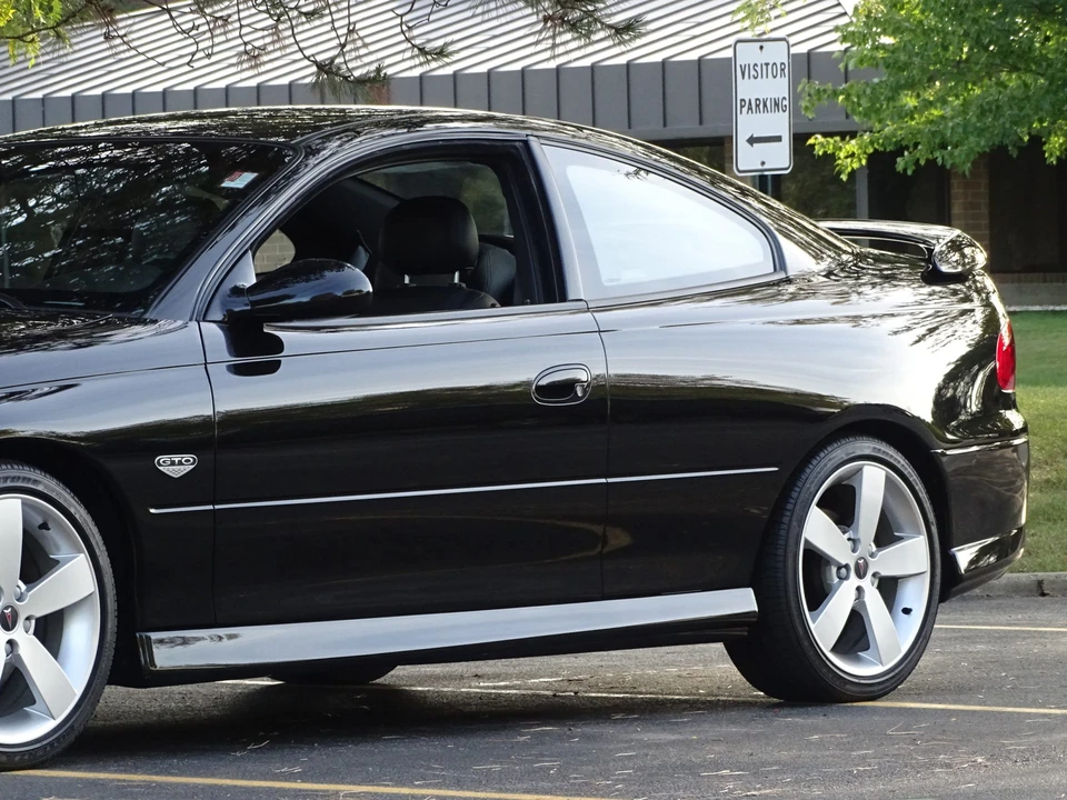2005 Pontiac GTO 4th Gen - Image 28 of 31