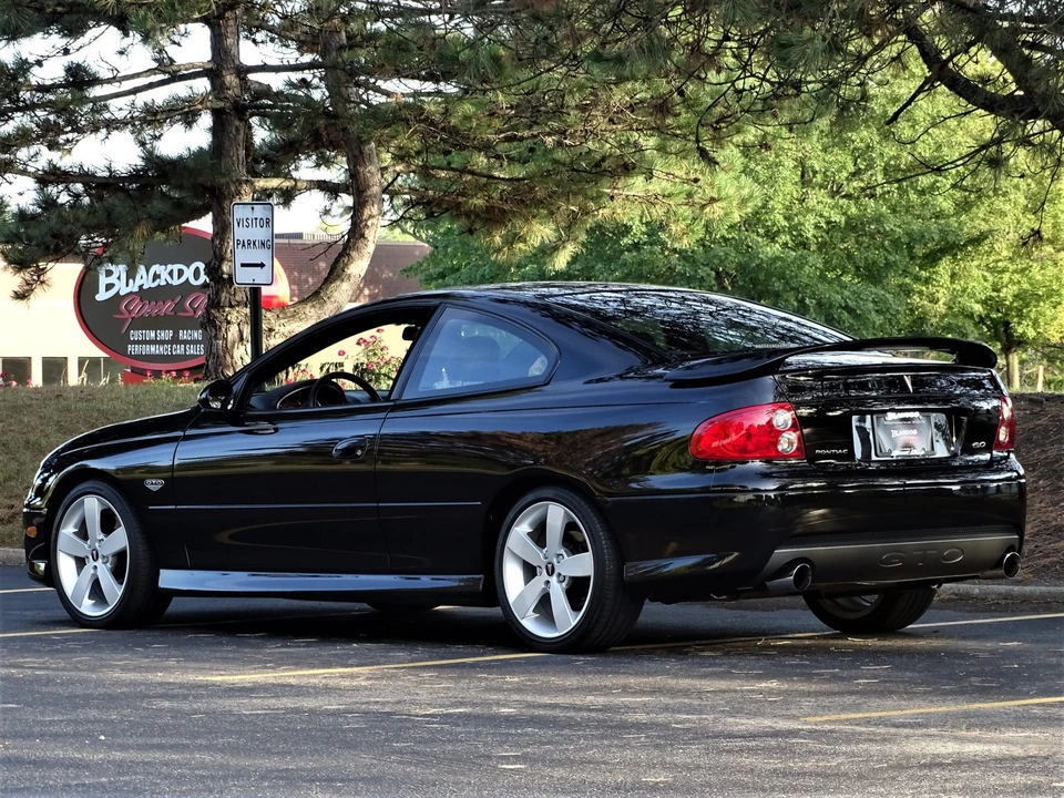 2005 Pontiac GTO 4th Gen - Image 11 of 31