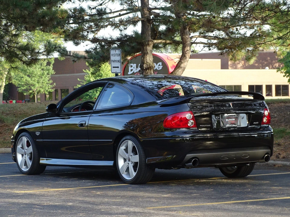 2005 Pontiac GTO 4th Gen - Image 12 of 31