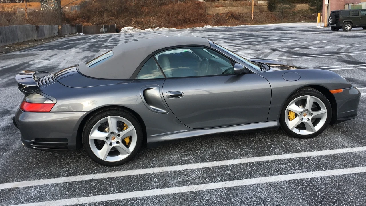 2005 Porsche 996 Turbo - Image 10 of 31