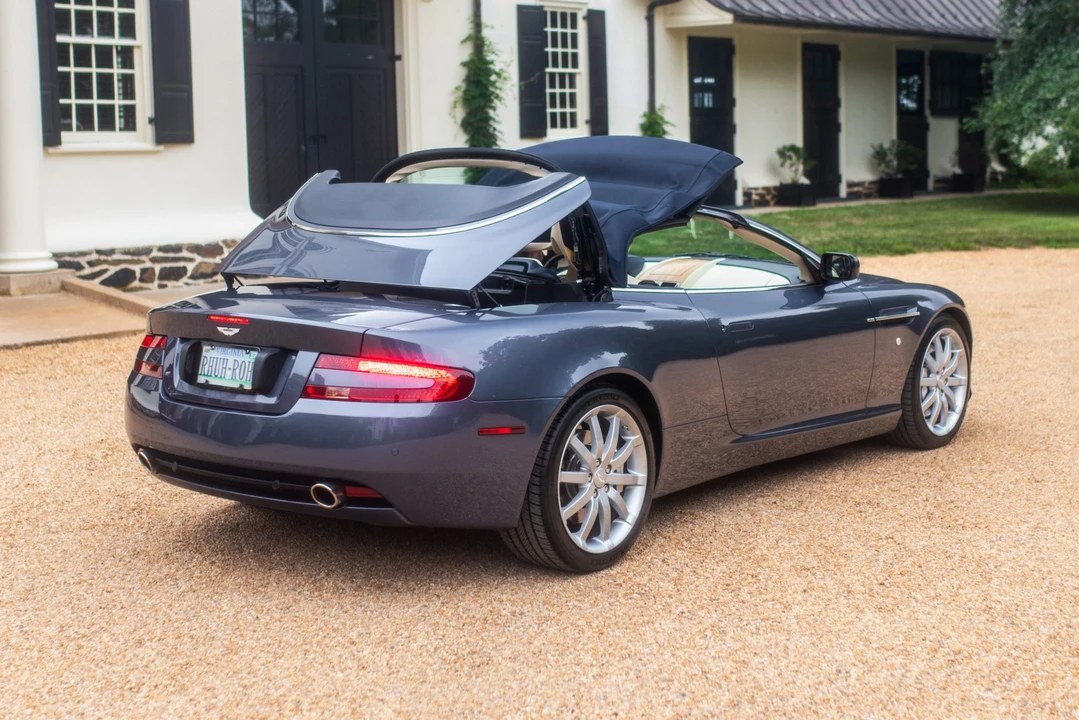2006 Aston Martin DB9 - Image 17 of 31