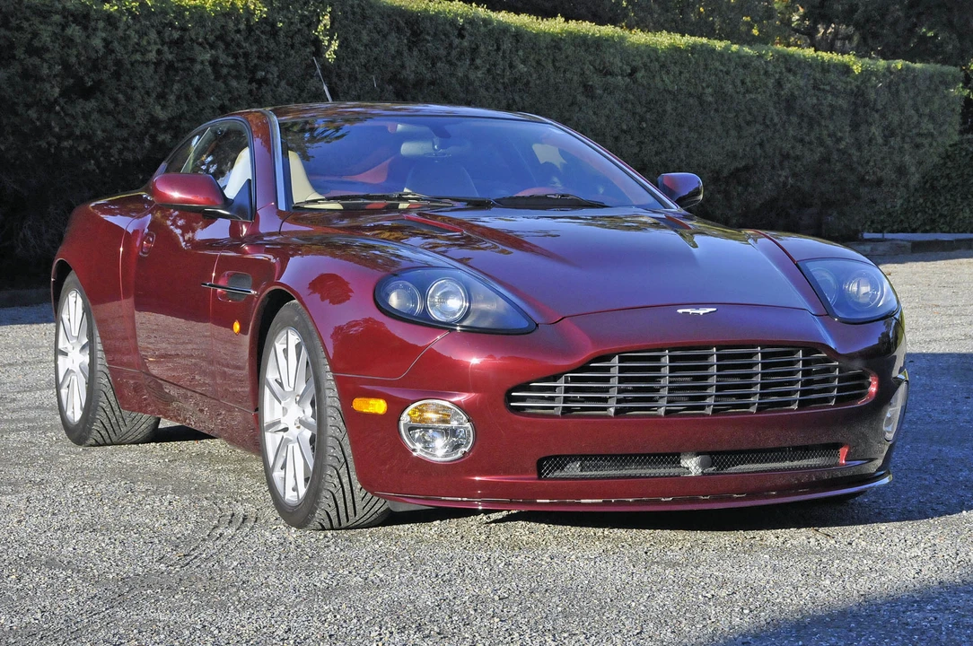 2006 Aston Martin Vanquish 1st Gen - Image 15 of 31